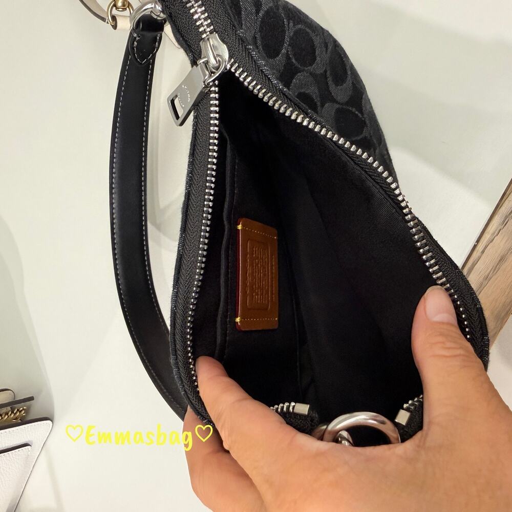 Coach Teri Shoulder Bag In Signature Denim CDE43 denim/Silver/Black - Picture 5 of 6